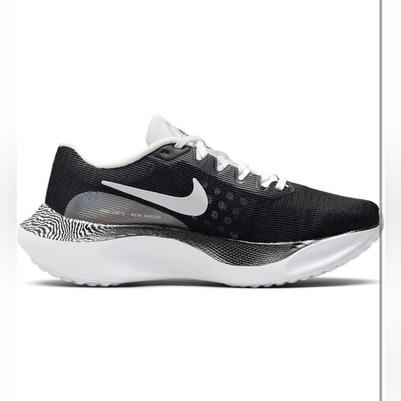 Nike Zoom Fly Running Shoe - Picture 3 of 13